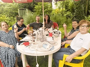 Photo d'un atelier fabrication de crème solaire bio